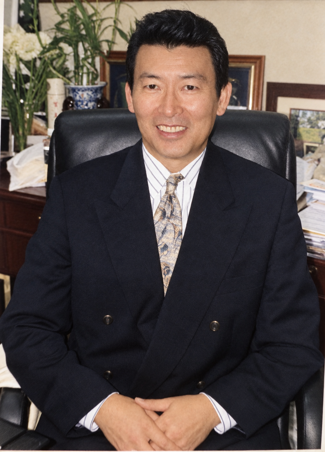 Historical colorized portrait of Jeffrey Tung